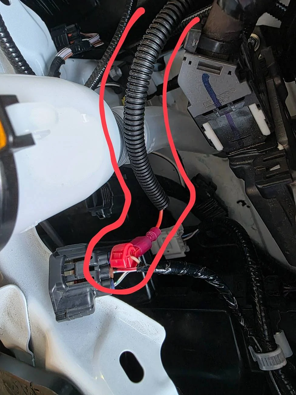 2024 Tacoma Adding Integrated Turn Signal Mirrors to SR5 0