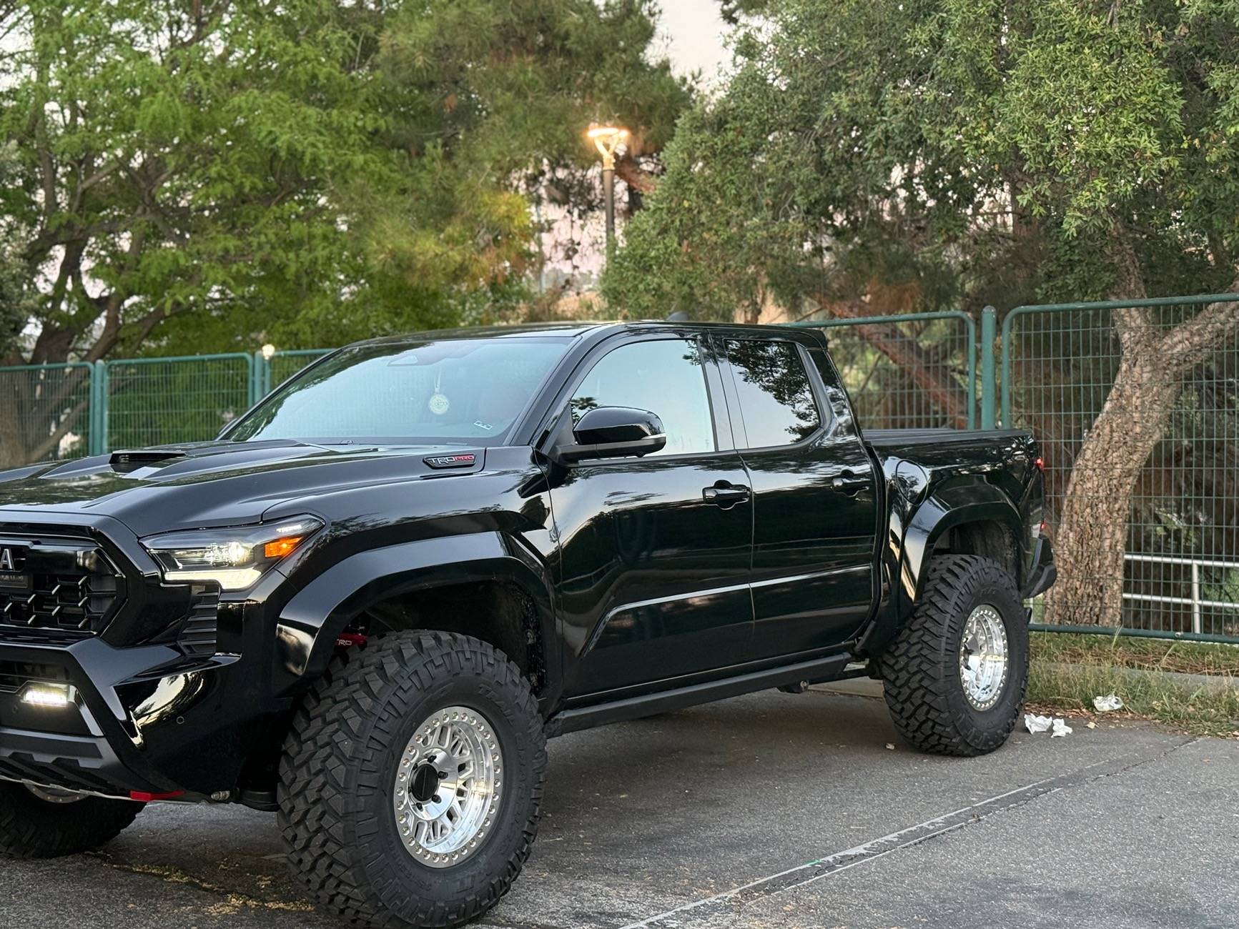 2024 Tacoma Question about trimming to fit 35’s IMG_0561