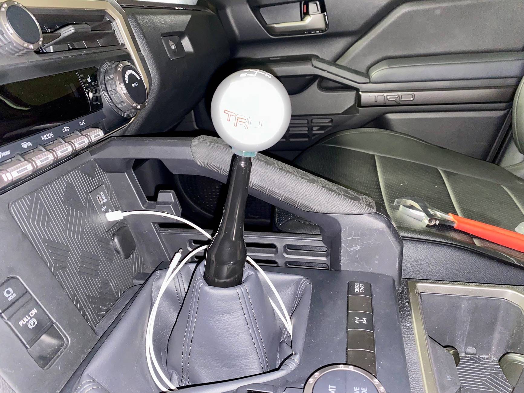 2024 Tacoma Aftermarket manual shift knobs? IMG_2879