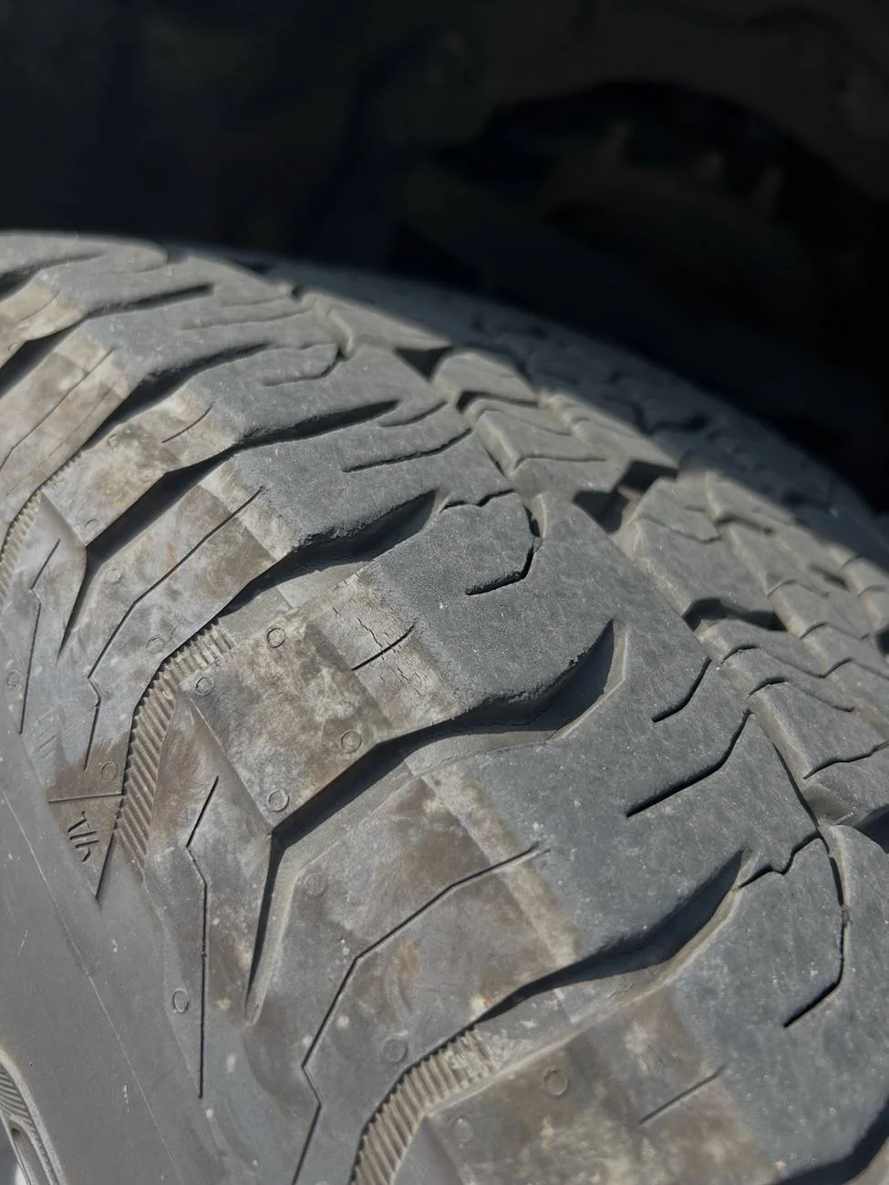 2024 Tacoma BFG Trail Terrain - Cracking rubber IMG_3270