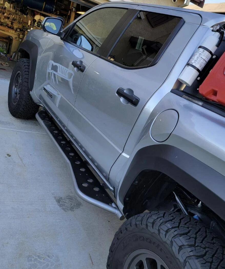2024 Tacoma Painting my Rock Sliders, really happy with how they look! 1752028392104-kz