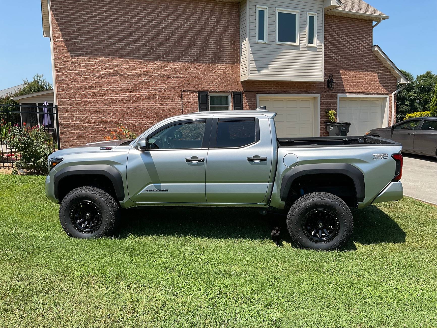 2024 Tacoma What did you do TO / WITH your 4th gen Tacoma today?! 👨‍🏭 🧰 📸 IMG_0141