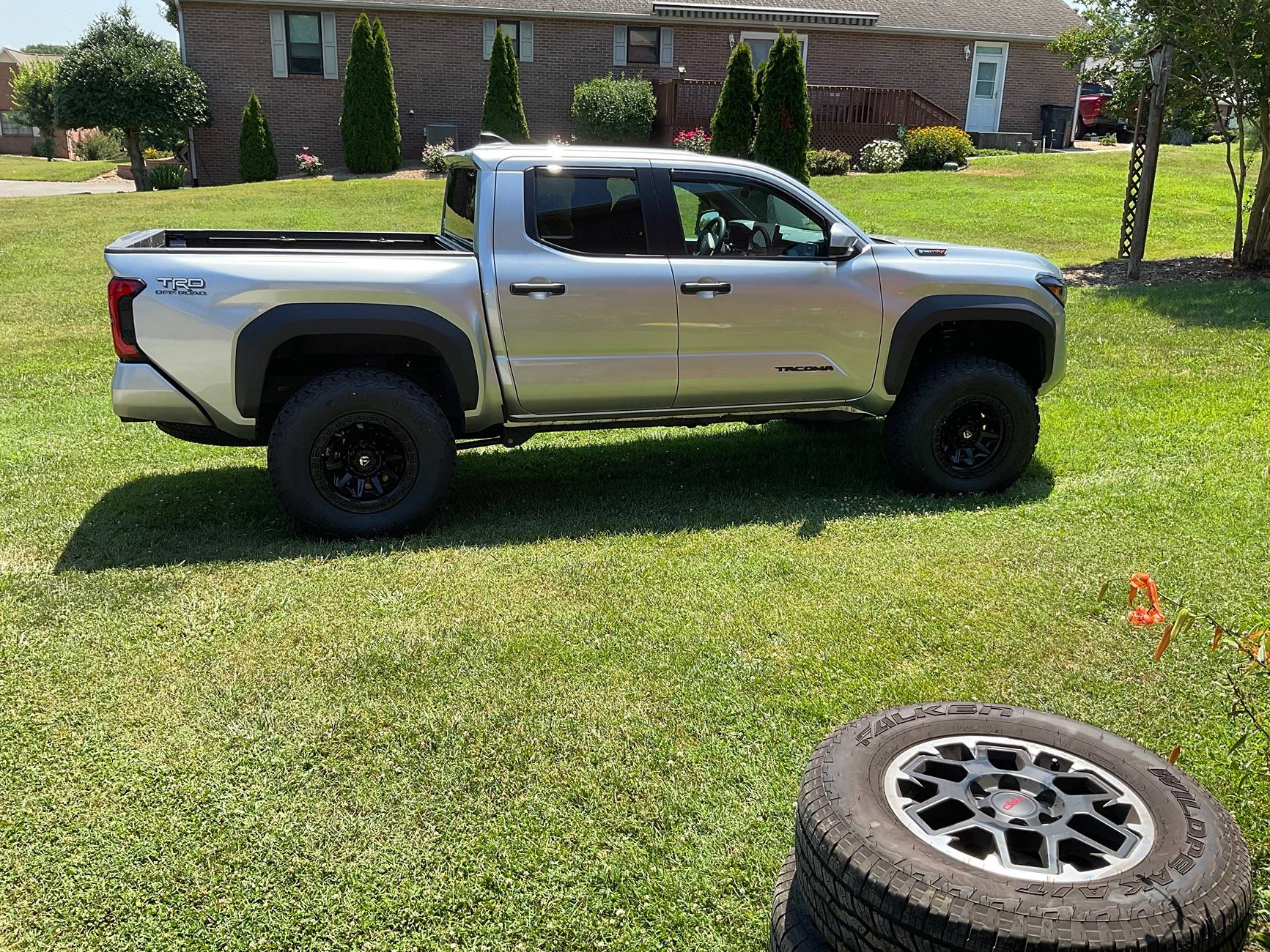 2024 Tacoma 4th Gen 2024+ Tacoma Aftermarket Wheels & Tires Pictures / Specs Compilation - Add Yours IMG_0139