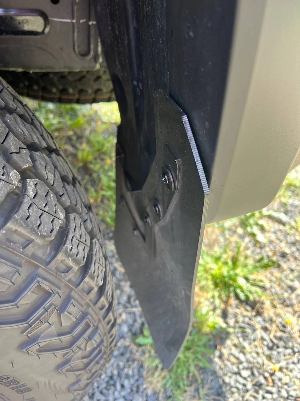 2024 Tacoma Rally Armor mud flaps and SXTH Elements bed step bracket for TH image2 (3)