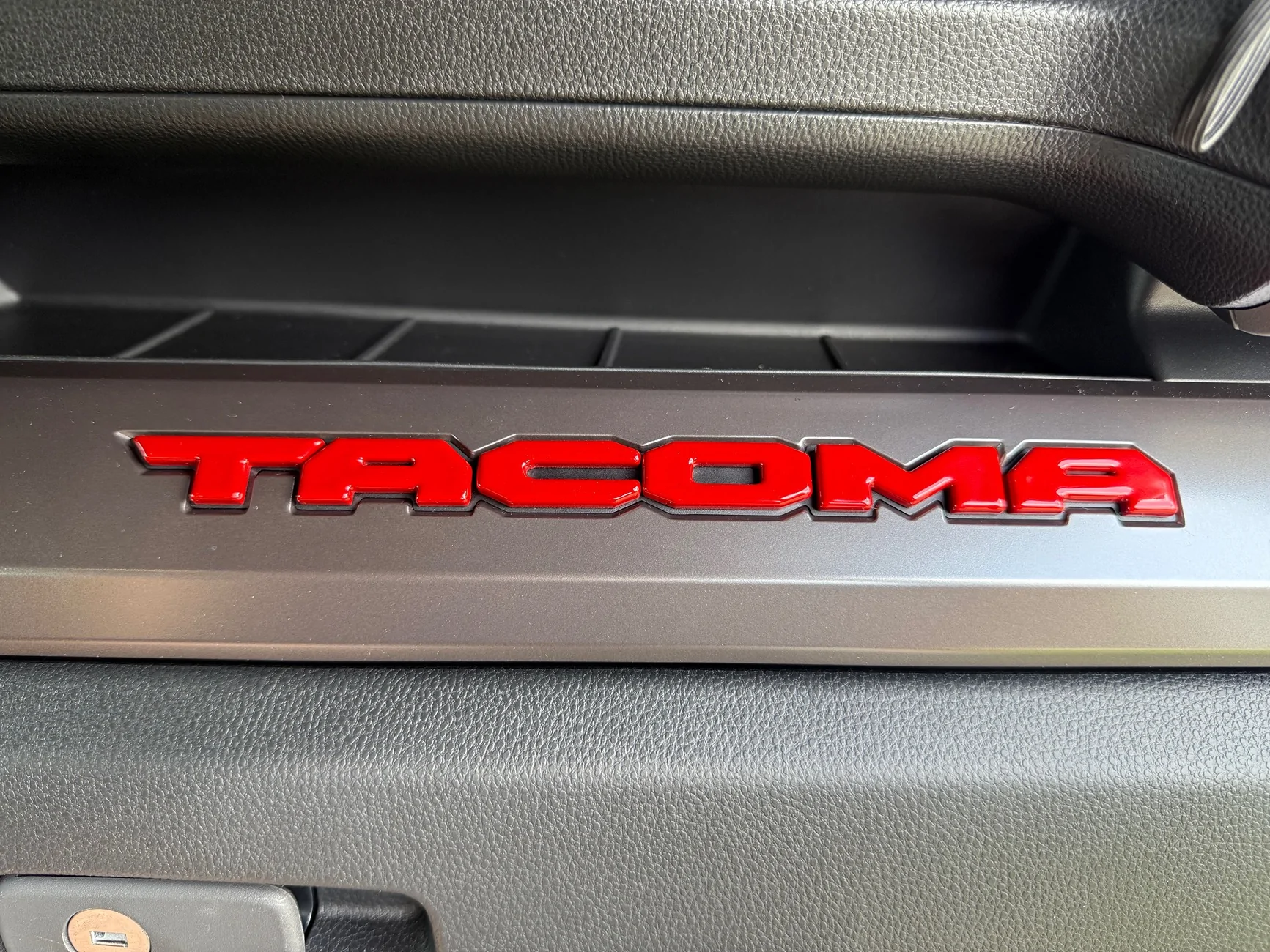 2024 Tacoma What did you do TO / WITH your 4th gen Tacoma today?! 👨‍🏭 🧰 📸 IMG_3650