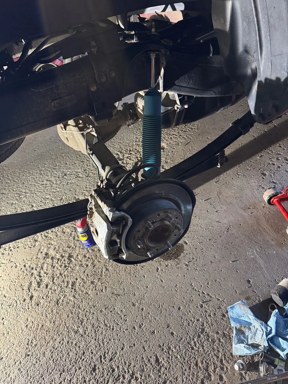 2024 Tacoma PSA: Tacomas with leaf springs and coils share the same shocks - TRD Offroad shocks installed on SR! after