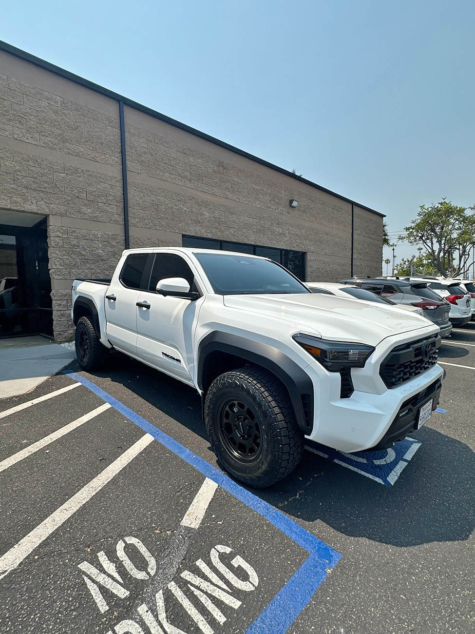 2024 Tacoma TRD OR on Method 705 (+35 offset) and Nitto G3 tires (285/70/17) on stock suspension IMG_6556