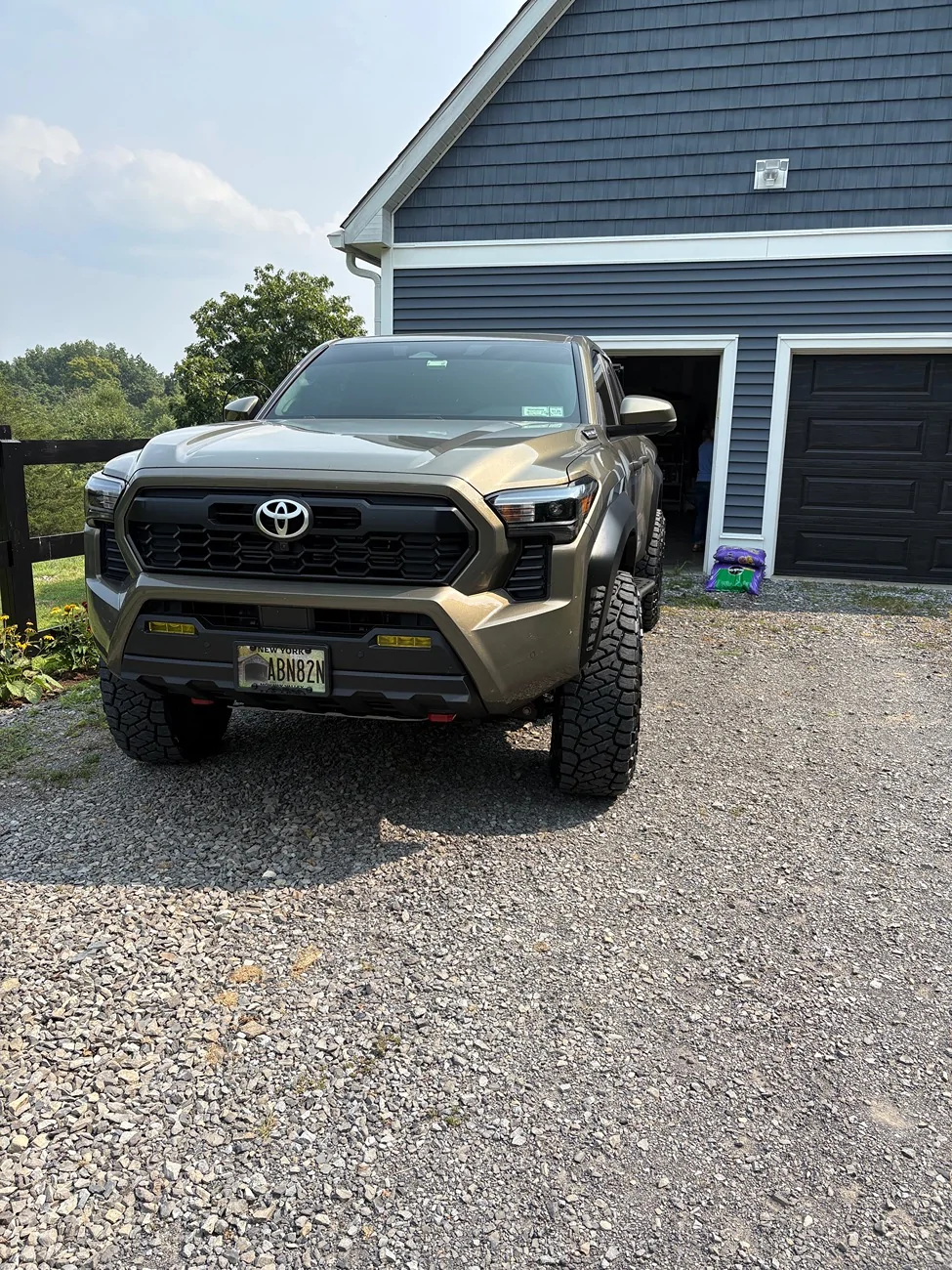 2024 Tacoma New tires & wheels installed: Trailhunter wheels on 295/70/18 Toyo Open Country IMG_2588