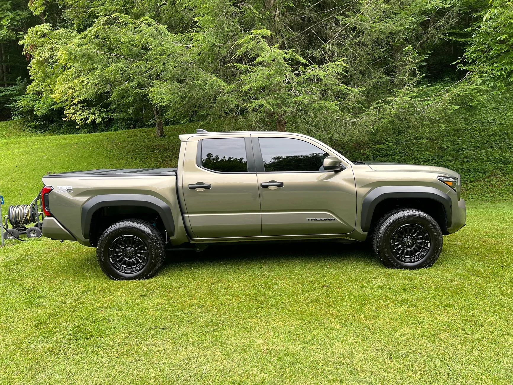 2024 Tacoma 2024 Bronze Oxide w/ Black Rhino Rivals +25mm IMG_0630