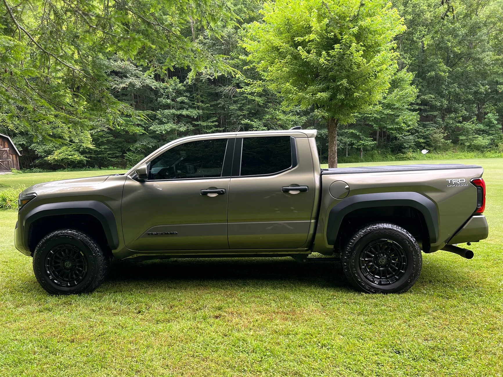 2024 Tacoma 2024 Bronze Oxide w/ Black Rhino Rivals +25mm IMG_0633