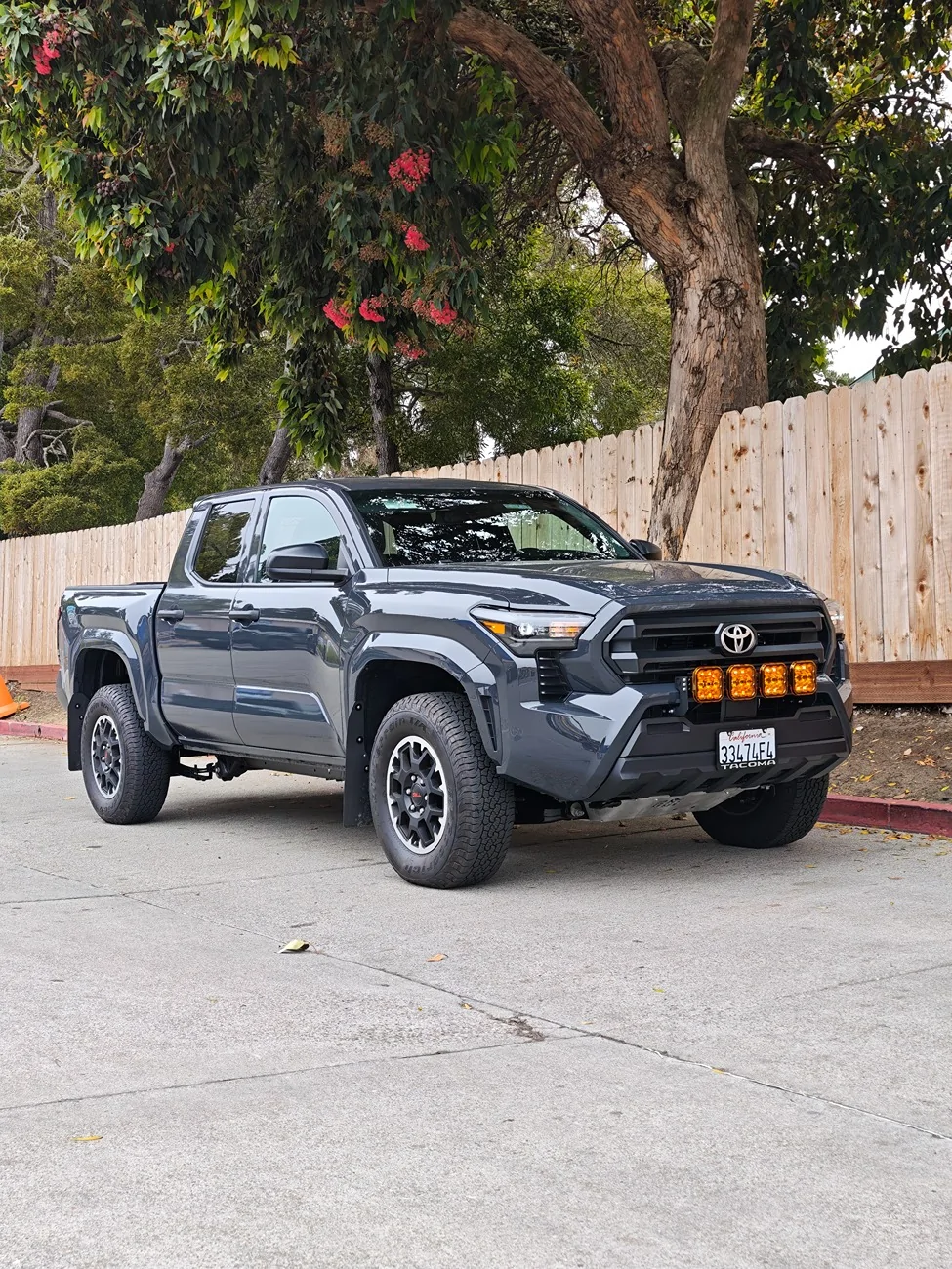 2024 Tacoma What did you do TO / WITH your 4th gen Tacoma today?! 👨‍🏭 🧰 📸 1000005465