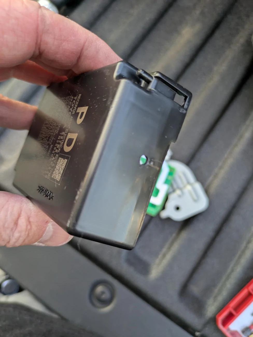 2024 Tacoma Attempting to extend the range of key fob remote signal-2025-07-31-093556_004