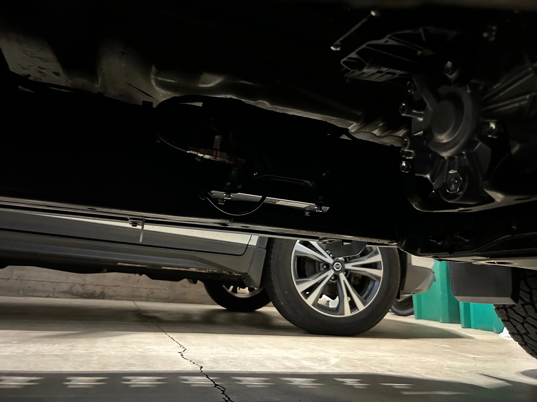 2024 Tacoma Anyone install LoadLifter 5000 air bags yet? IMG_5022