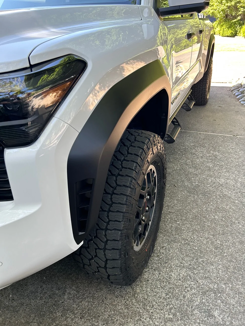 2024 Tacoma Factory lift kit opinions? IMG_0902