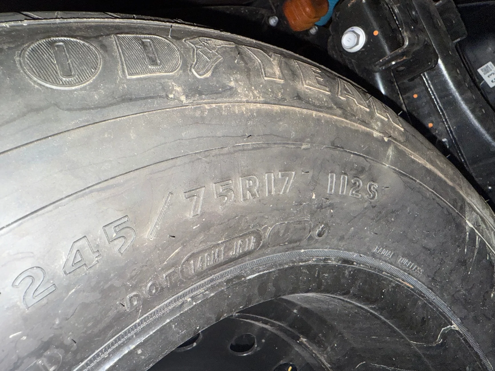 2024 Tacoma Has anyone mounted their spare with the valve stem facing down? IMG_7417