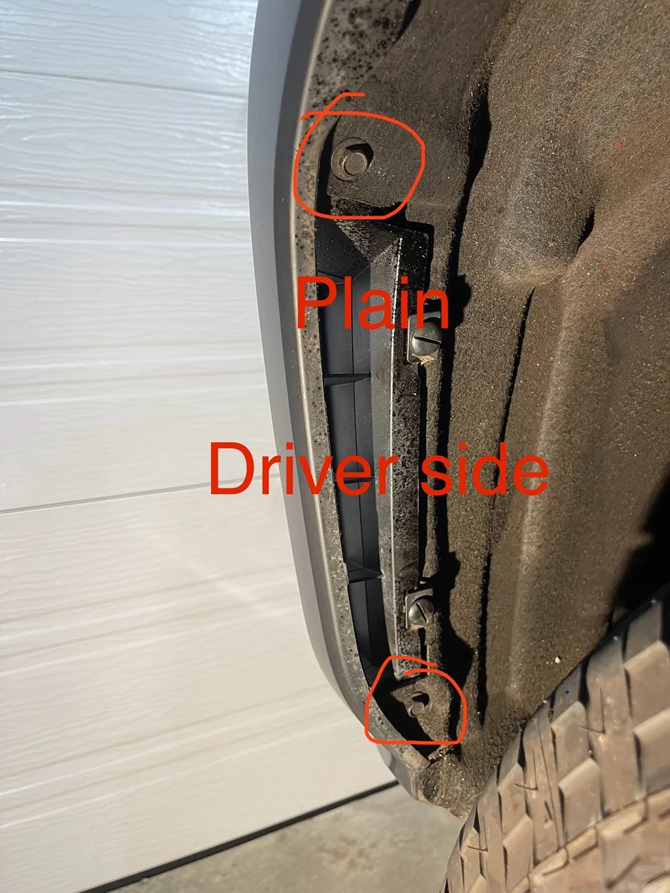 2024 Tacoma Wheel arc liner / carpet, mudflap bolt IMG_1164