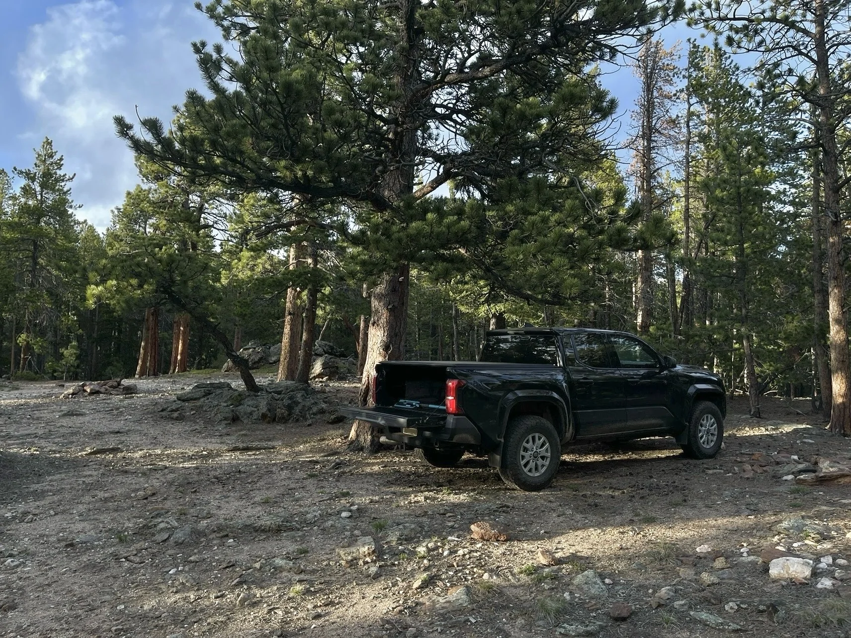 2024 Tacoma Rutsy's Terra Off Road with Pizza Cutters - Toyo Open Country 255/80/17 with Method 705 +35 in Titanium IMG_0115