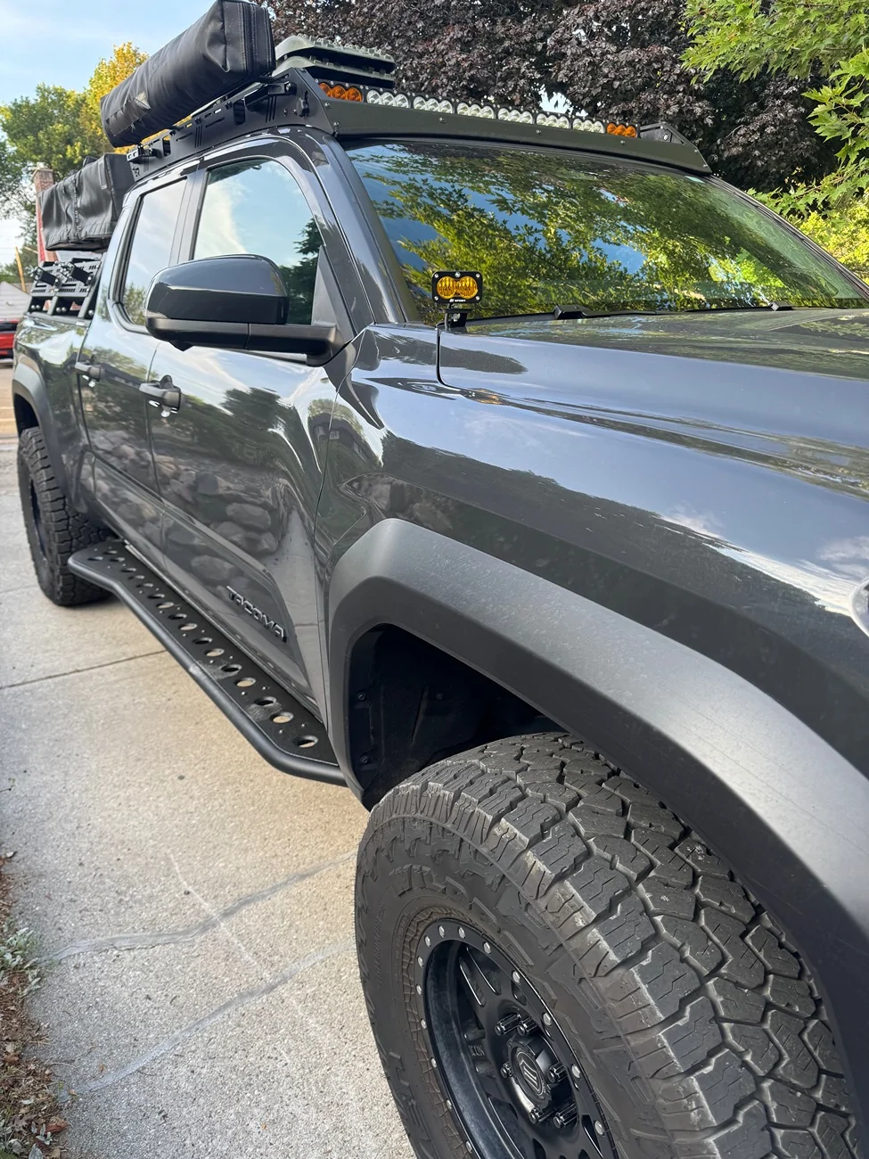 2024 Tacoma Looking for recommendations on ditch light brackets IMG_2037