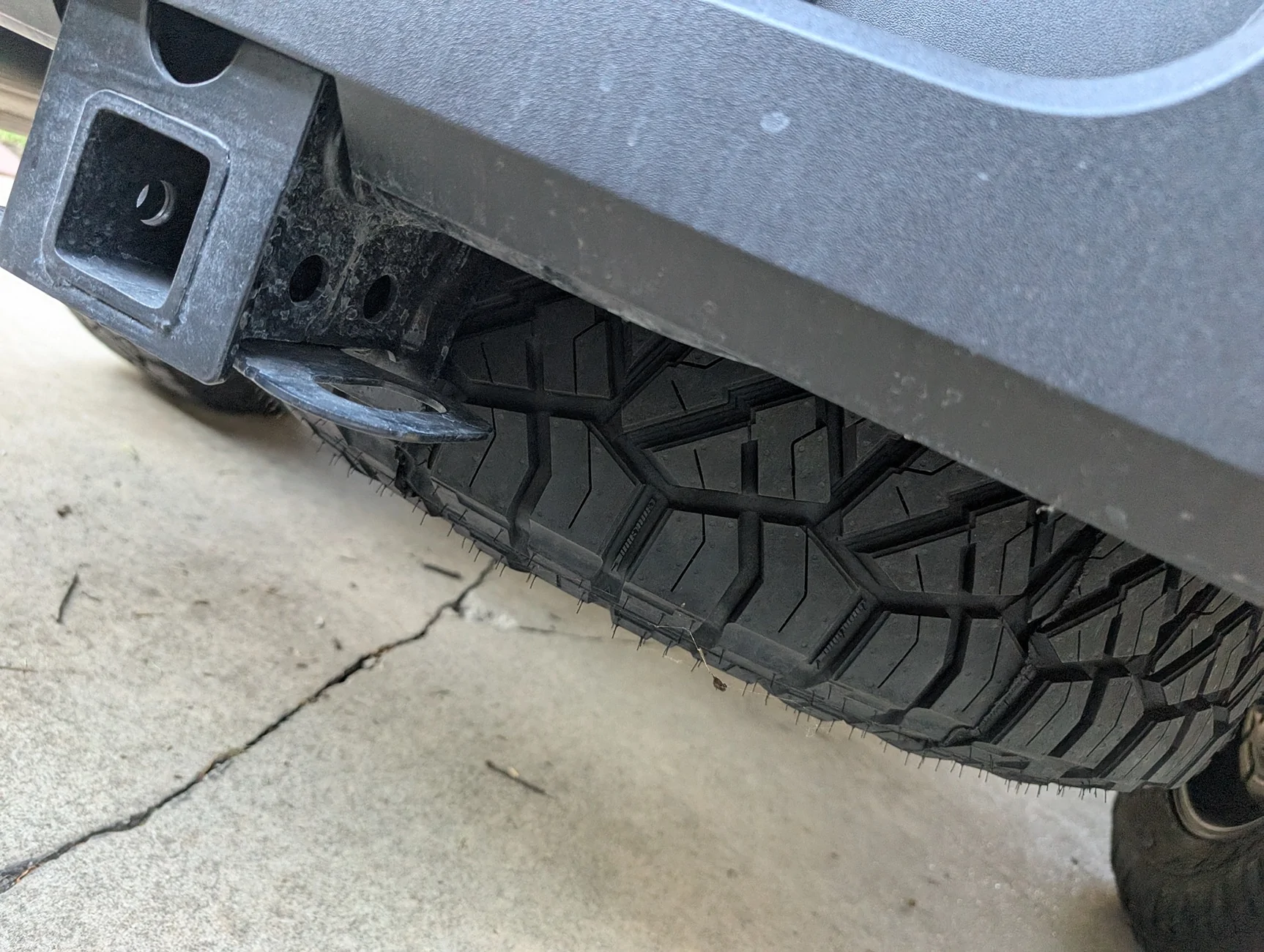2024 Tacoma Anyone got a pic of a 285/70/17 in the spare tire slot? PXL_20250911_140239183
