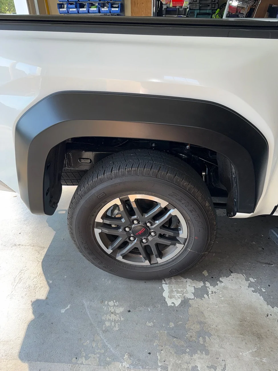 2024 Tacoma Remove and réinstalle fender flare IMG_2197