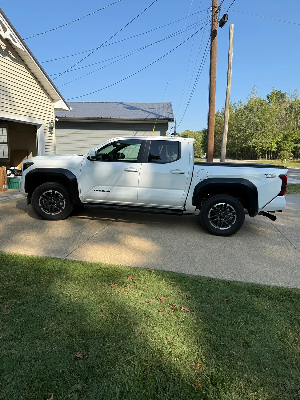 2024 Tacoma Rough country flares and stock wheels IMG_2198