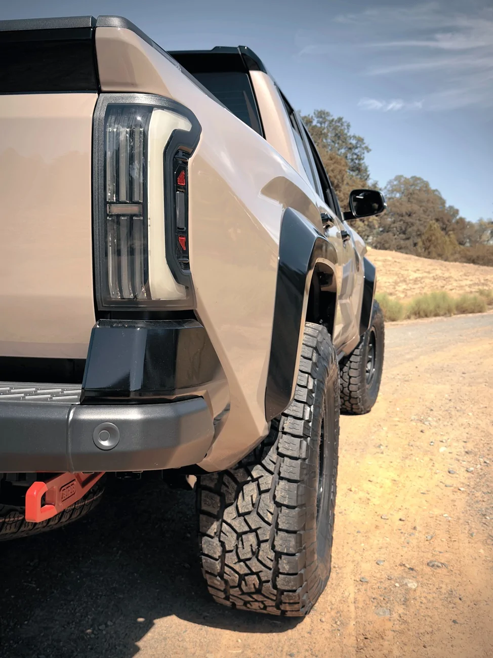 2024 Tacoma Method 305 + 315/70/17 Toyo Open Country AT3 on TRD Pro mixr_2