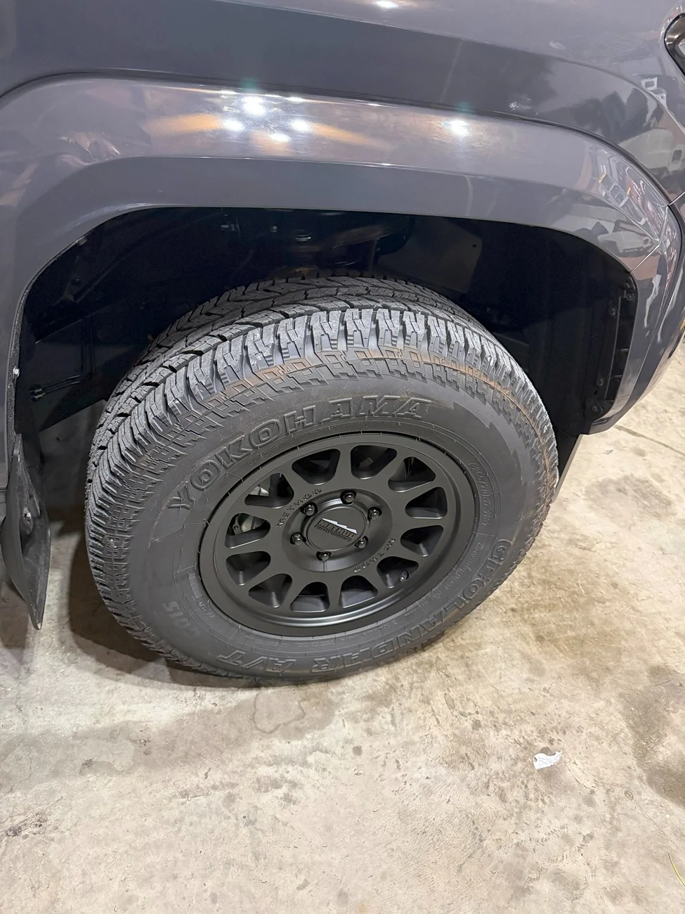 2024 Tacoma 265/70R17 Gang IMG_0892