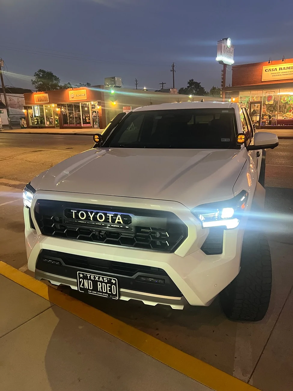 2024 Tacoma Trailhunter - passenger ditch light hitting snorkel IMG_7936