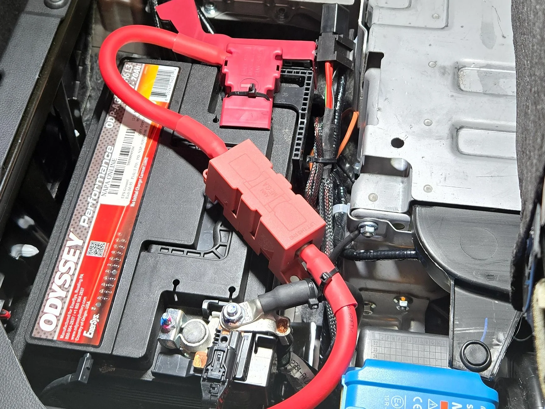 VT4PDR_Fuse_Holder_Install2.webp