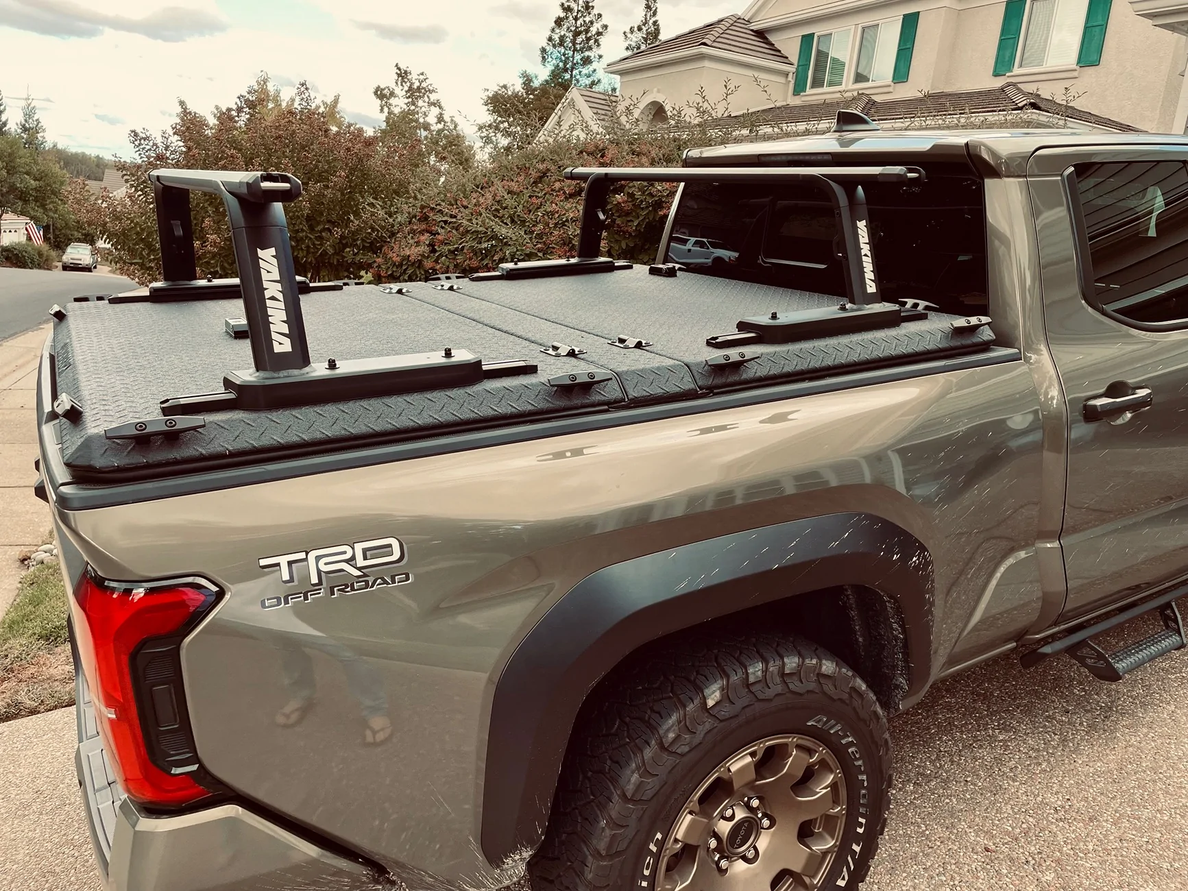 2024 Tacoma Yakima Outpost HD installed on Diamondback IMG_3010