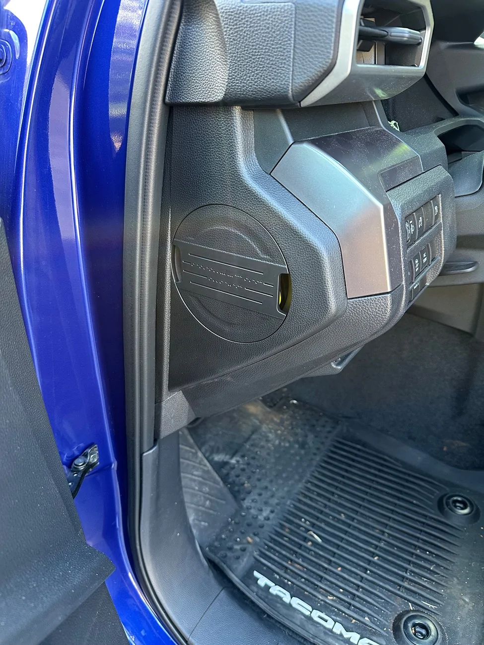 2024 Tacoma Driver Side Storage LED Lantern Alternative to OEM IMG_2895