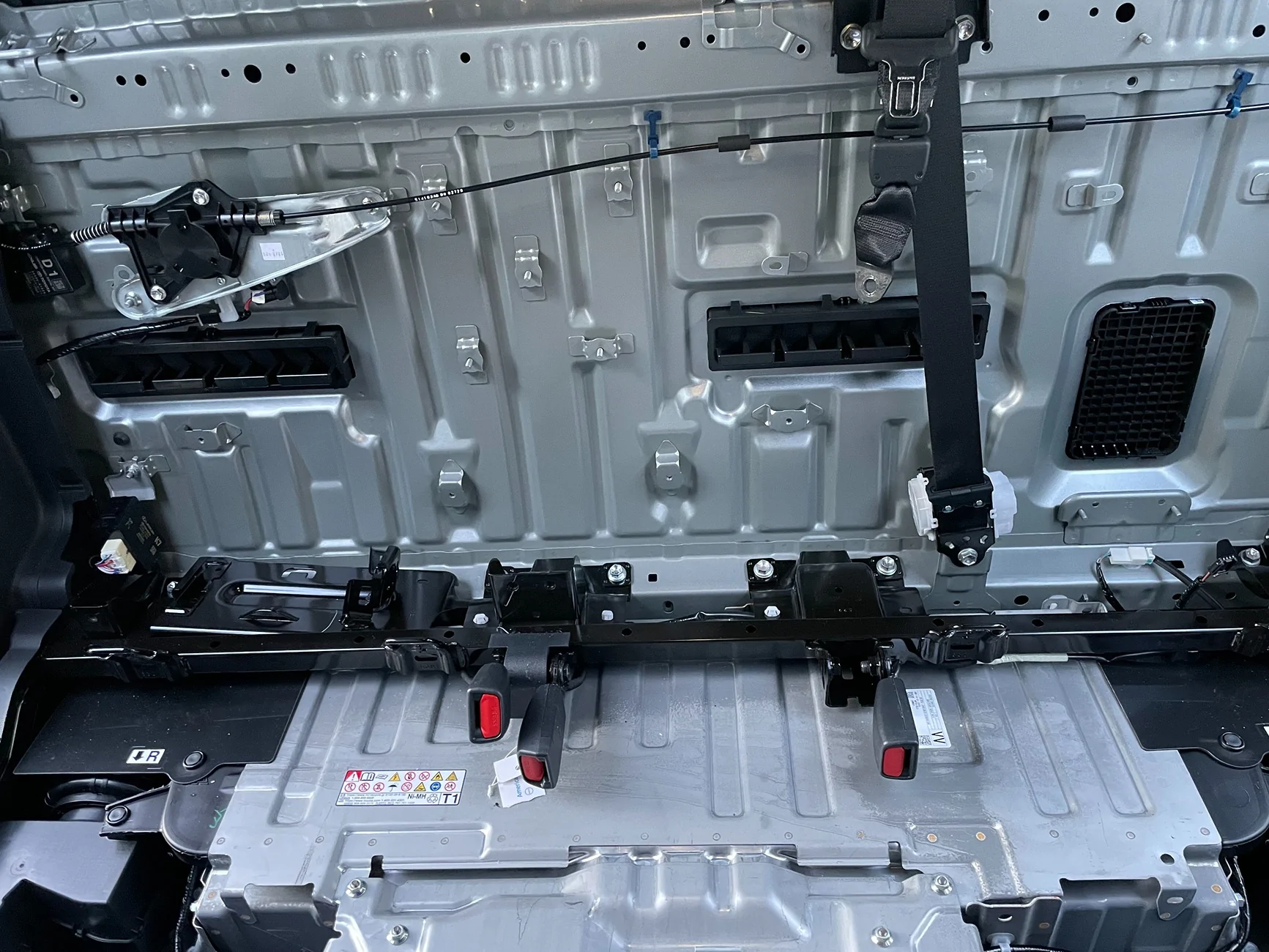 2024 Tacoma What did you do TO / WITH your 4th gen Tacoma today?! 👨‍🏭 🧰 📸 IMG_1678