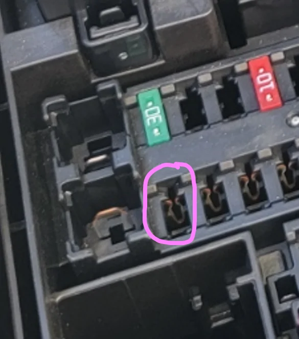 2024 Tacoma What fuse do you recommend me splitting off of for an in-cab GMRS radio? 1762720489853-ot