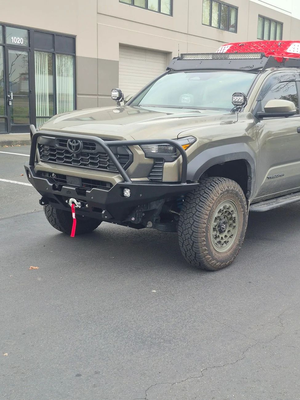 2024 Tacoma Dobinsons C59-823V installed on Trailhunter with 800lbs constant weight, 2.5" positive rake 20251118_154150