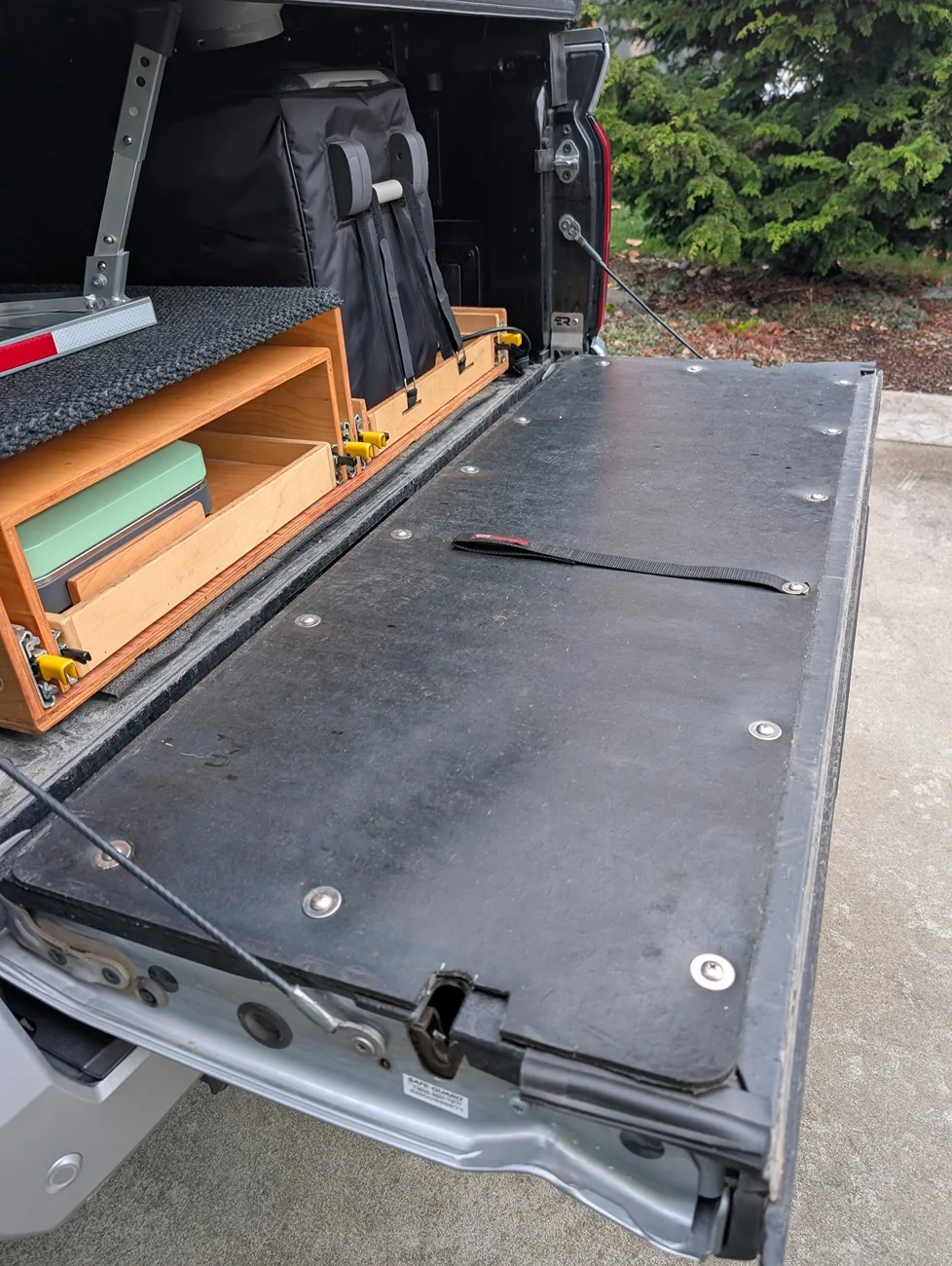 2024 Tacoma Tailgate Surface Options (Mountain Hatch?) PXL_20251121_155144221