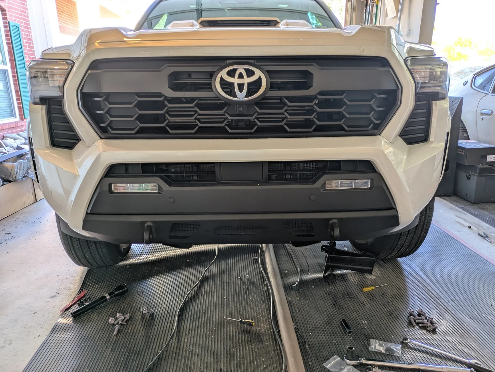 2024 Tacoma What did you do TO / WITH your 4th gen Tacoma today?! 👨‍🏭 🧰 📸 PXL_20251121_211534757