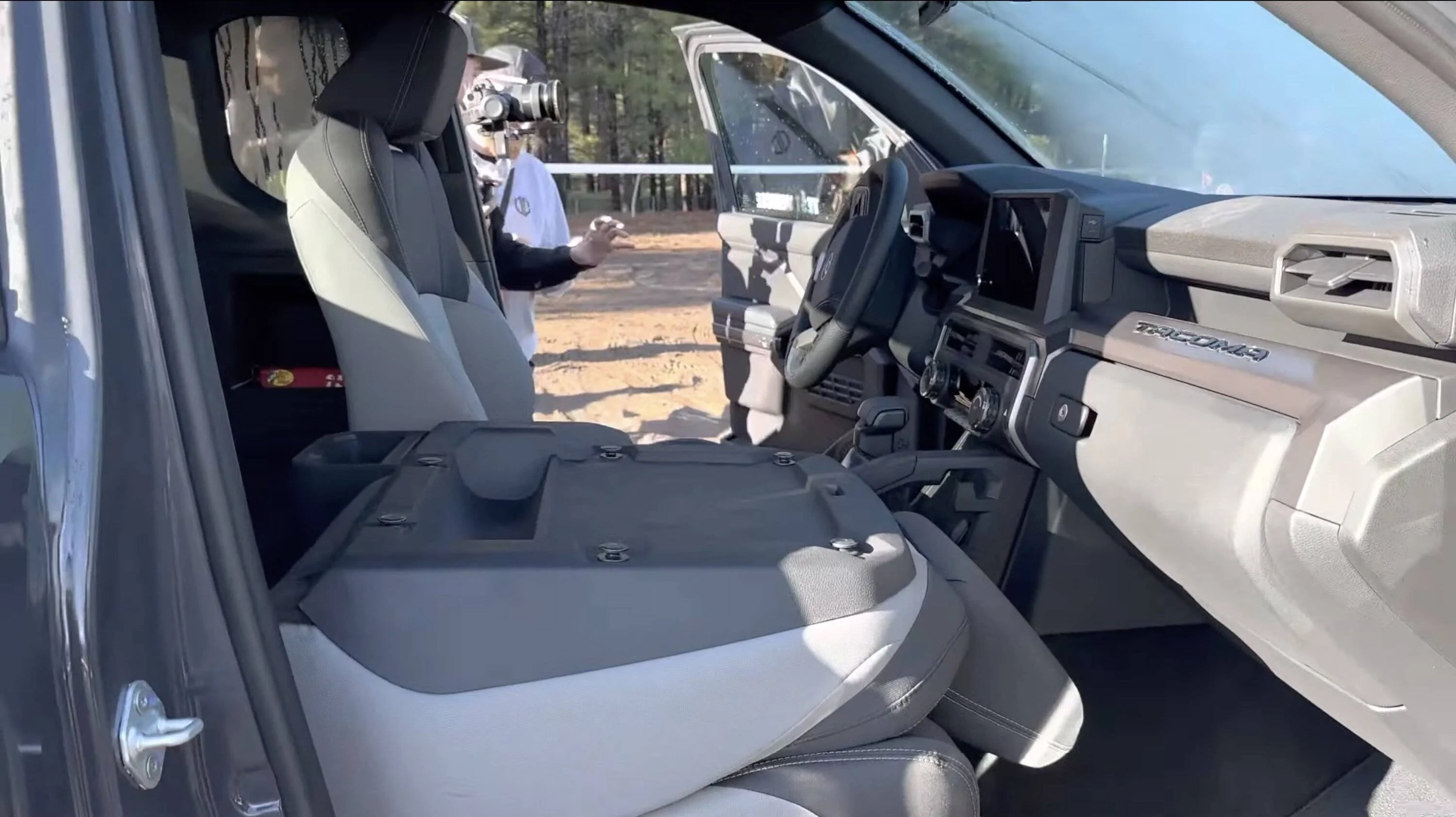 2024 Tacoma 2024 Tacoma PreRunner Interior & Underground color in the sun (video first look)! 2024 Tacoma PreRunner interior