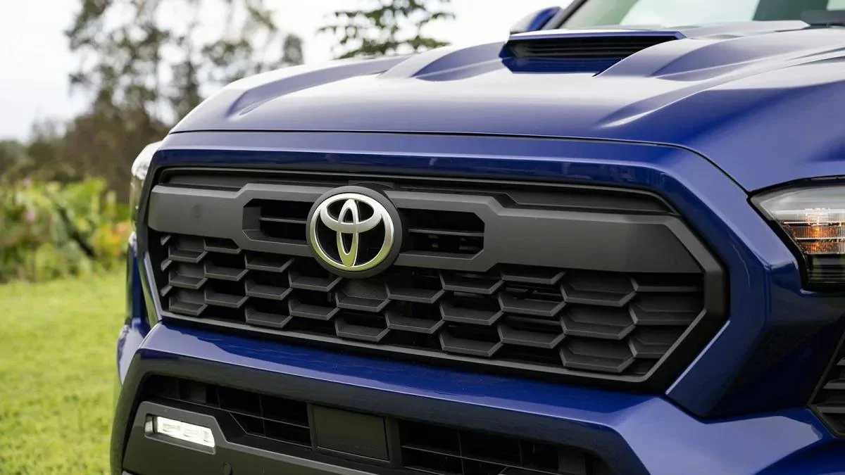 2024 Tacoma 2024 Tacoma TRD SPORT - Specs, Price (TBA), Features, Photos & Videos 24-tacoma-trd-sport-6mt-manual-transmission-7-jpeg
