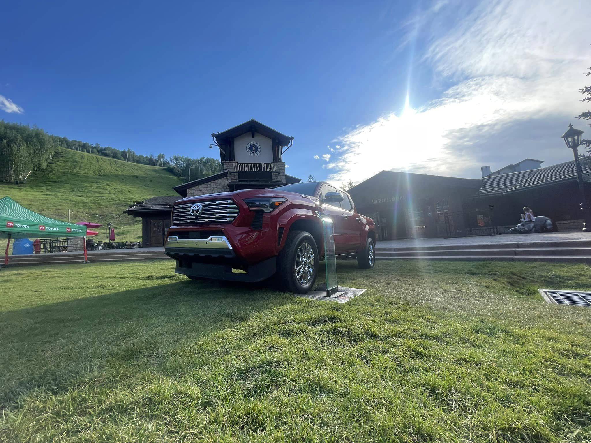 2024 Tacoma SUPERSONIC RED 2024 Tacoma Thread (4th Gen) 2024 Tacoma Limited in Supersonic Red 3