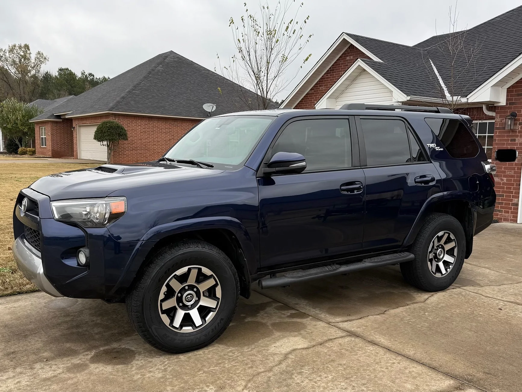 2024 Tacoma What did you do TO / WITH your 4th gen Tacoma today?! 👨‍🏭 🧰 📸 1764884740474-3q