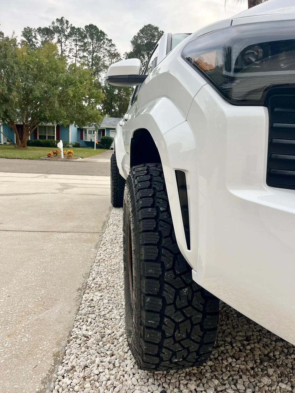 2024 Tacoma Help me make a tire decision team! Falken Wilpeaks - 285 or 275, SL or C? IMG_0022