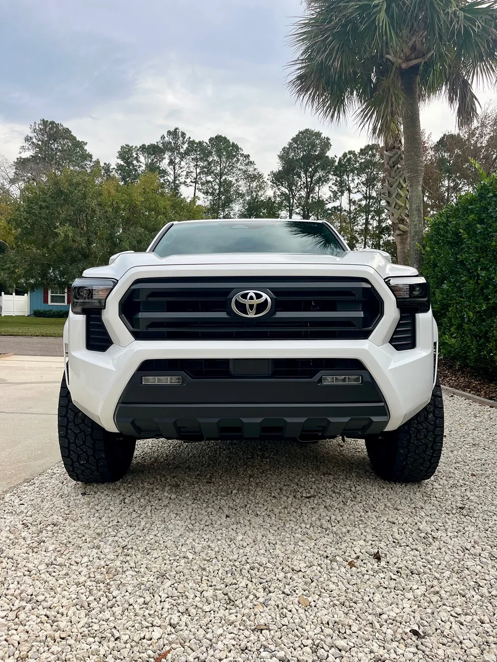 2024 Tacoma Help me make a tire decision team! Falken Wilpeaks - 285 or 275, SL or C? IMG_0020