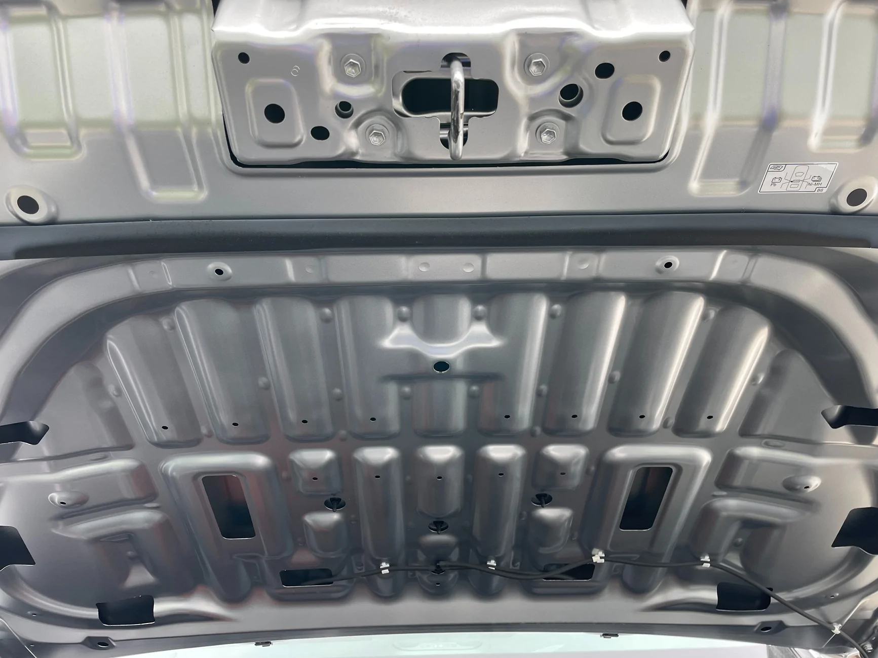 2024 Tacoma What did you do TO / WITH your 4th gen Tacoma today?! 👨‍🏭 🧰 📸 IMG_1684