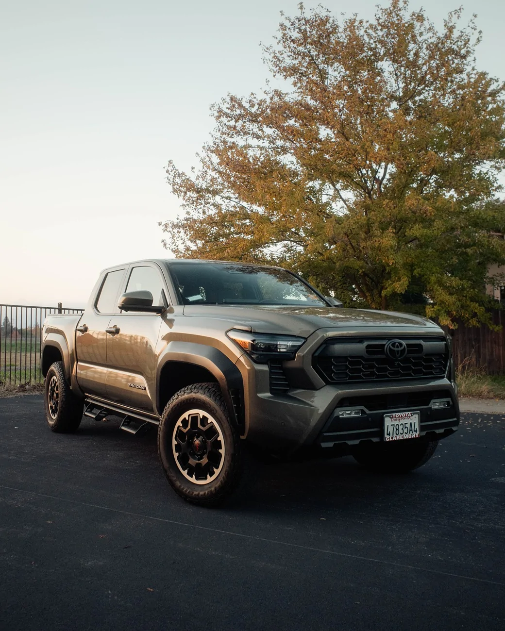 2024 Tacoma BRONZE OXIDE 2024 Tacoma Thread (4th Gen) R0003860-Edit