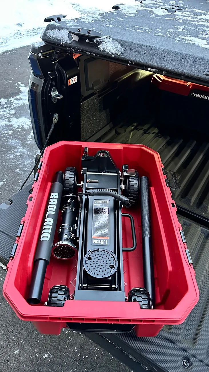 2024 Tacoma Replacing a factory jack with Harbor Freight Badland 1.5 ton off-road jack IMG_4131