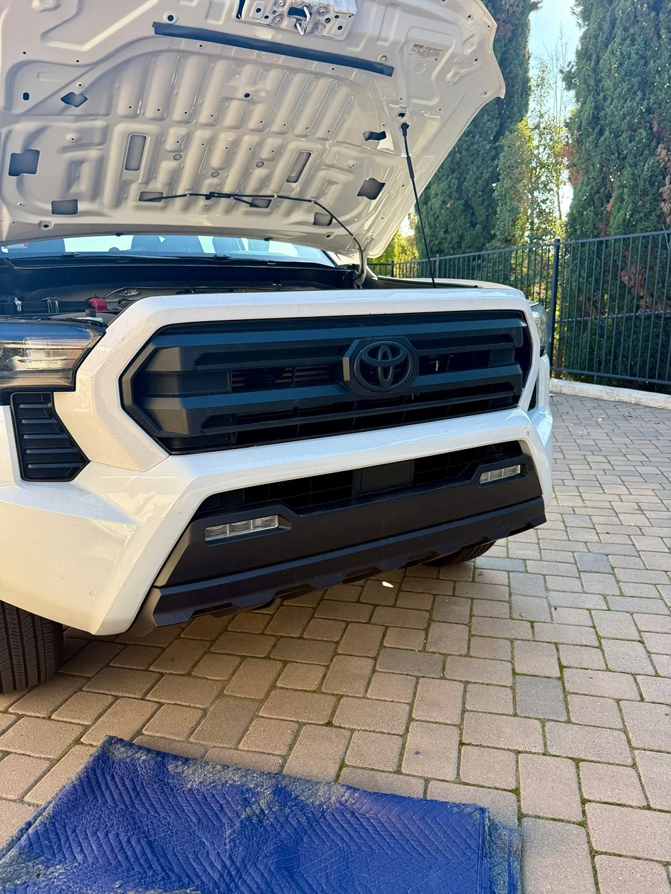 2024 Tacoma What did you do TO / WITH your 4th gen Tacoma today?! 👨‍🏭 🧰 📸 IMG_3742