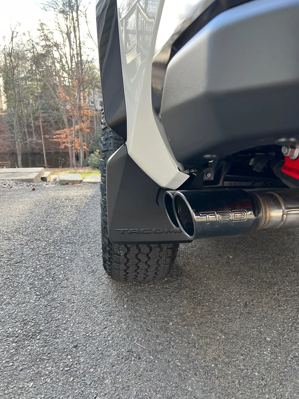 2024 Tacoma Canadian flaps - bulge or no bulge ? IMG_9617