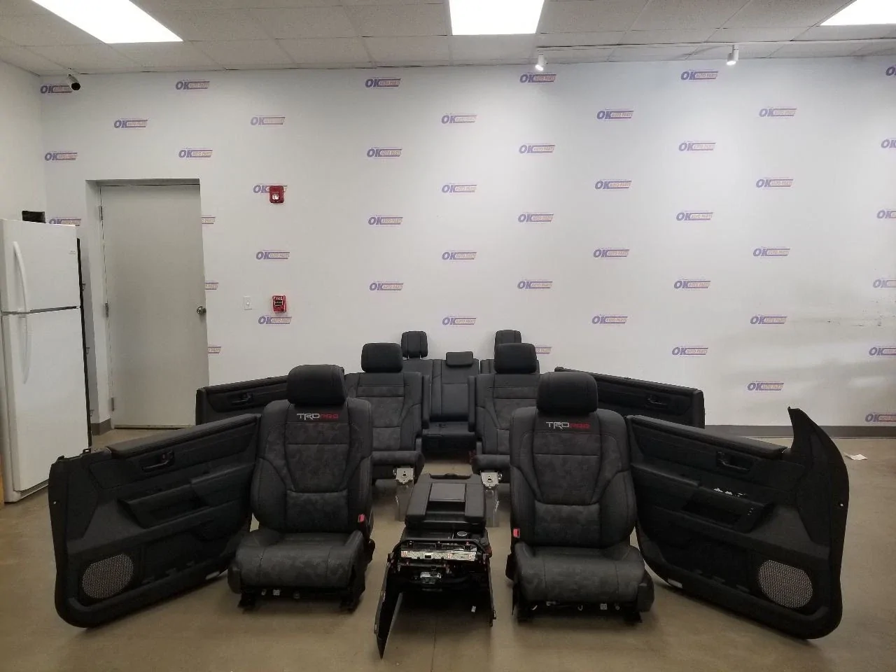 2024 Tacoma Purchasing Complete Seats to replace my IsoDynamic seats? 1768021949707-6k