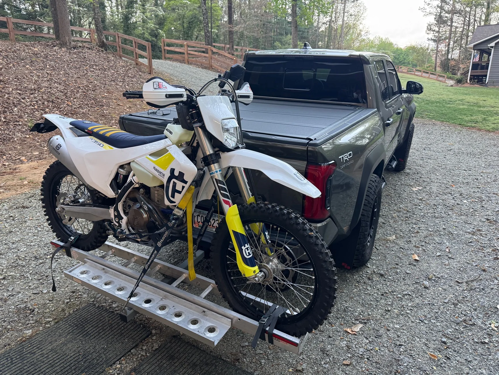 2024 Tacoma Tacomas and Mountain Bikes IMG_0984