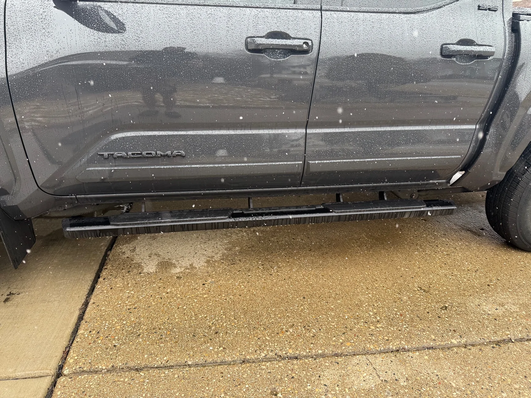 2024 Tacoma FS OEM Tacoma side steps IMG_4795